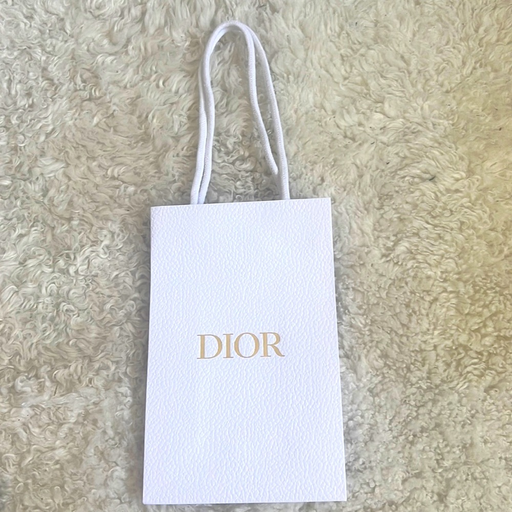 New - Dior Gift Bag 2025